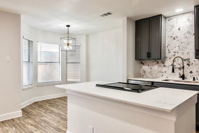 Tramor at Creek Village