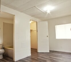 715 Louisiana St in South Houston, TX - Building Photo - Building Photo