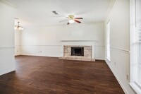 12039 Flaxen Dr in Houston, TX - Building Photo - Building Photo