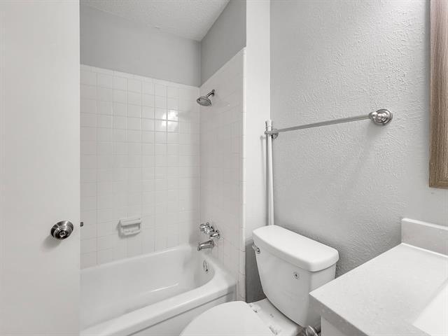 738 Lisa Ln in Cedar Hill, TX - Building Photo - Building Photo