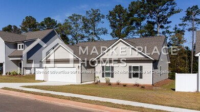 214 W L Miller Dr in Jackson, GA - Building Photo - Building Photo