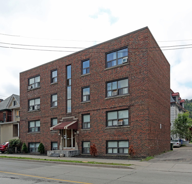 74 Stinson St in Hamilton, ON - Building Photo