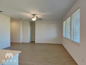 1301 Rousseau Dr in Little Elm, TX - Foto de edificio - Building Photo