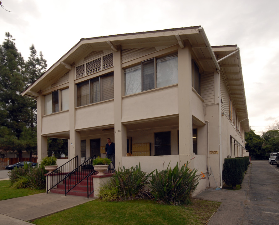 2148 E St in La Verne, CA - Building Photo