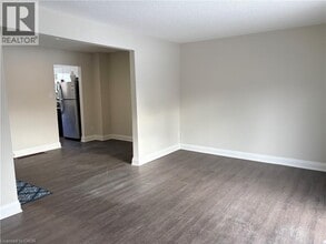 77 Tindale Ct in Hamilton, ON - Building Photo - Building Photo