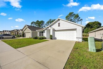 8748 SW 49th Cir in Ocala, FL - Building Photo - Building Photo