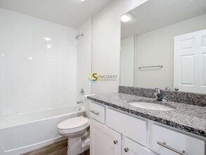 9513 Ace Rd in Englewood, FL - Foto de edificio - Building Photo