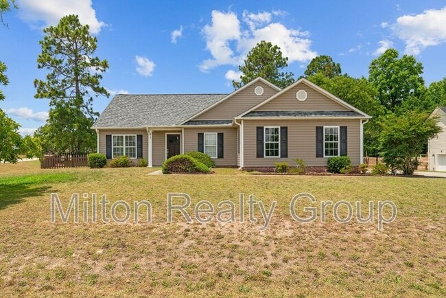 property at 11 Sawtooth Oak Cir