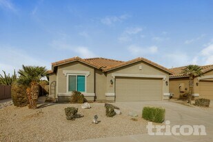 43738 Elm Dr in Maricopa, AZ - Building Photo