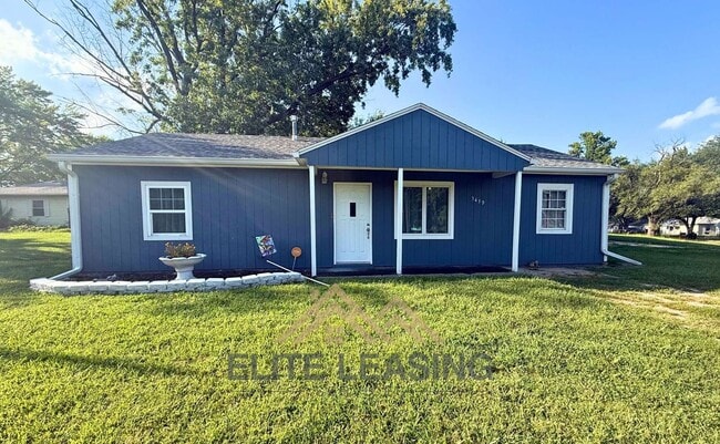 property at 3439 SW Kirklawn Ave