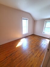 1107 Baxter Ave in Superior, WI - Foto de edificio - Building Photo