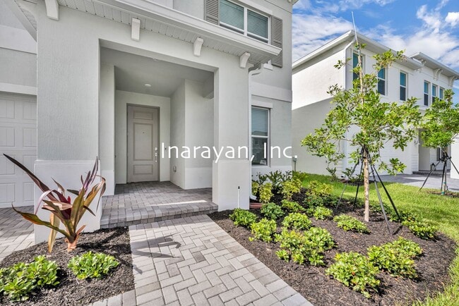 1931 Marigold Trl NW in Palm Bay, FL - Building Photo - Building Photo