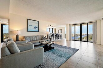 2917 S Ocean Blvd in Highland Beach, FL - Building Photo - Building Photo
