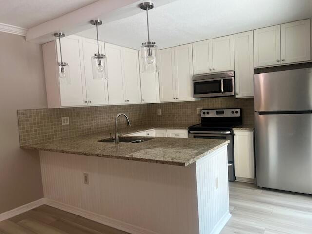 property at 2702 27th Ct