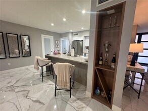 16430 Briar Patch Pl in Miami Lakes, FL - Building Photo - Building Photo