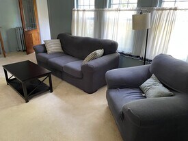 3937 N Farwell Ave, Unit 3937 N Farwell Ave in Shorewood, WI - Building Photo