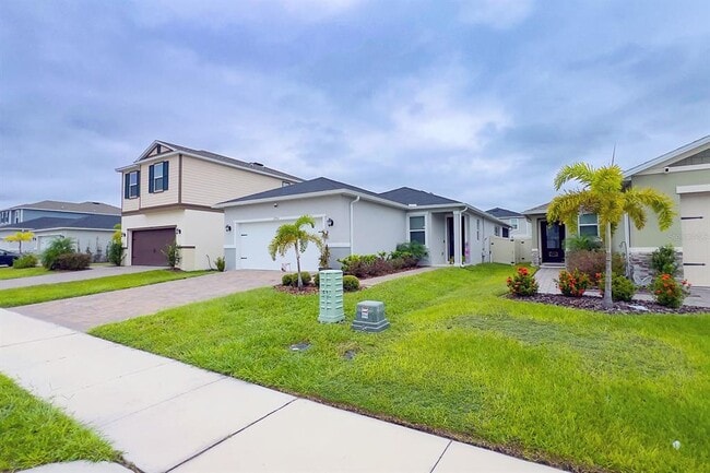 2755 Mdw Strm Wy in Clermont, FL - Building Photo - Building Photo