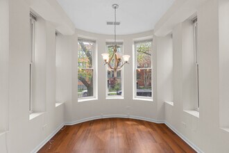 7717 N Marshfield Ave in Chicago, IL - Building Photo - Building Photo