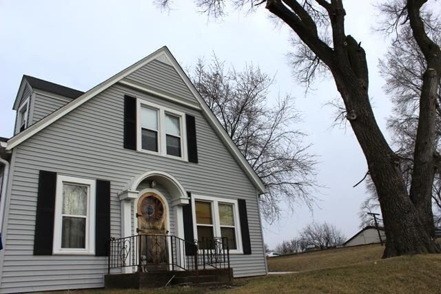 1101 3rd St in Orion, IL - Building Photo