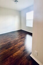 11515 Oaks Hike in San Antonio, TX - Building Photo - Building Photo