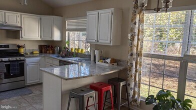 407 Deerpath Ave SW in Leesburg, VA - Building Photo - Building Photo