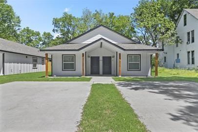 property at 406 W 6th St