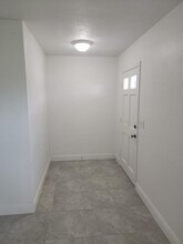 1605 Providence Blvd in Deltona, FL - Building Photo - Building Photo