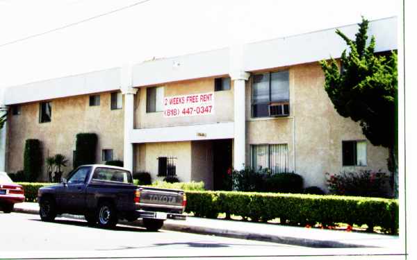 Welland Garden Apartments in Temple City, CA - Building Photo