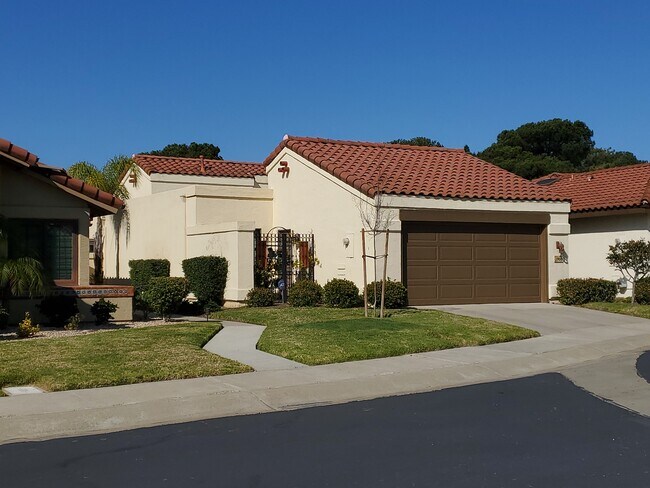 13034 Caminito Bracho in San Diego, CA - Building Photo - Building Photo