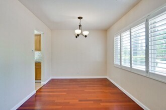 18565 Paseo Lado in Saratoga, CA - Building Photo - Building Photo