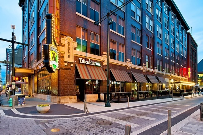 Six Over Merdian Retail in Indianapolis, IN - Building Photo - Building Photo