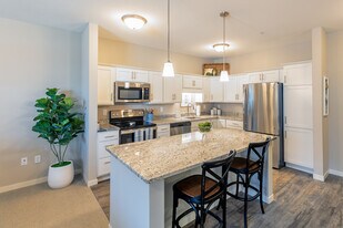 Havenwood of Maple Grove- Senior 55+ in Maple Grove, MN - Building Photo