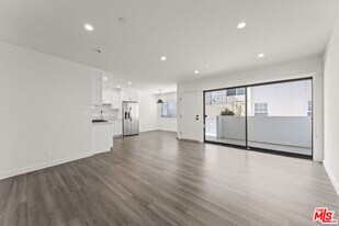 1254 9th St in Santa Monica, CA - Building Photo