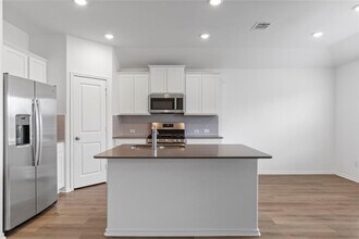 173 River Rise Rd in Kyle, TX - Building Photo - Building Photo