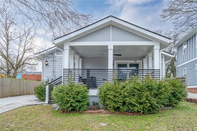 871 Welch St SW in Atlanta, GA - Foto de edificio - Building Photo