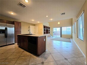 4966 Tioga Pass Ave in Las Vegas, NV - Building Photo - Building Photo