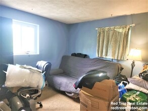 14 Bryon Rd, Unit 3 in Boston College, MA - Building Photo - Building Photo