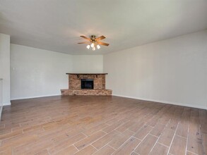 5225 Slay Dr in The Colony, TX - Building Photo - Building Photo