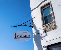 103 N 1st St in Albemarle, NC - Building Photo