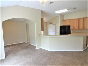 6486 Hannah Stables Dr in Jacksonville, FL - Building Photo - Building Photo