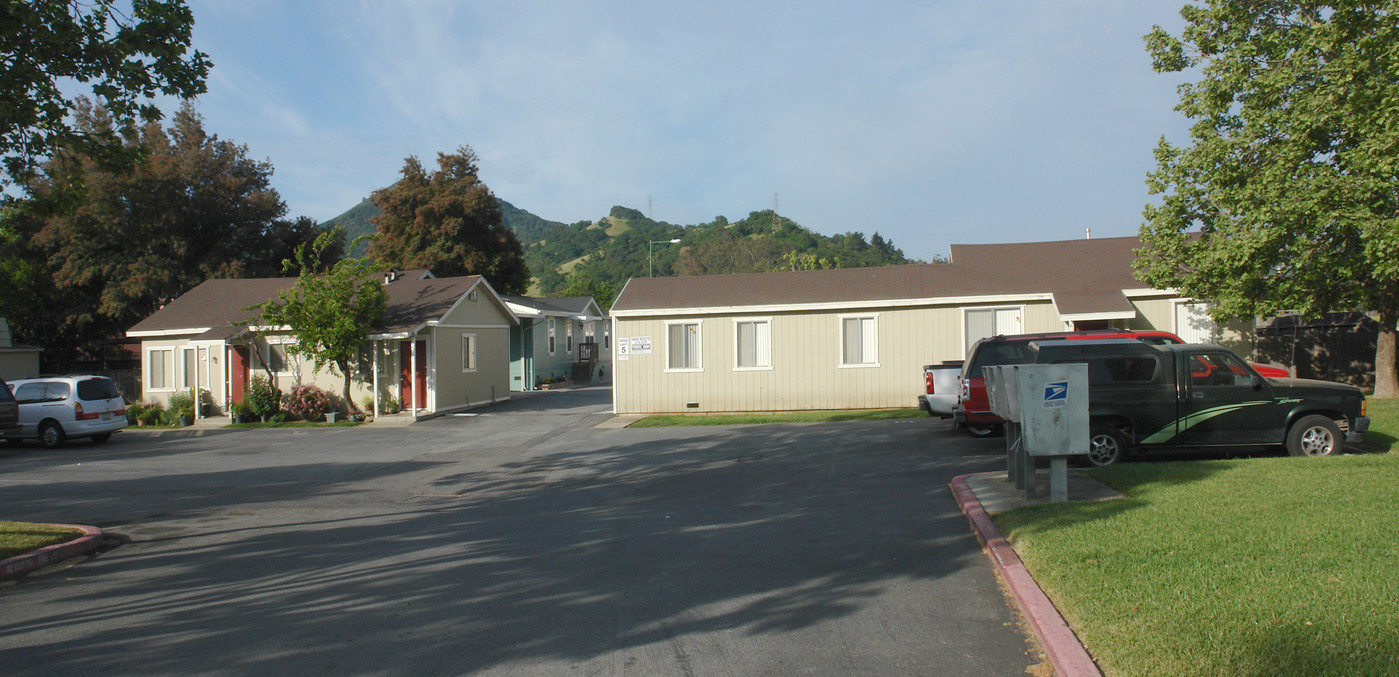 Acacia in Morgan Hill, CA - Building Photo