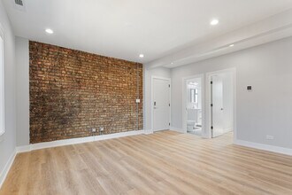 1550 W Juneway Terrace in Chicago, IL - Building Photo - Building Photo