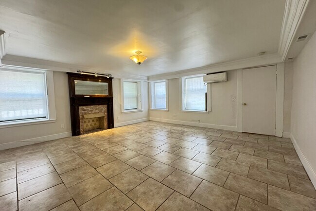 860 W End Ave in New York, NY - Building Photo - Building Photo