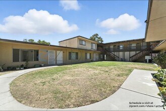 132 W 18th St in Merced, CA - Building Photo - Building Photo