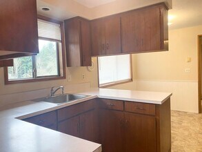 23442 S Rutherford Ln in Beavercreek, OR - Building Photo - Building Photo