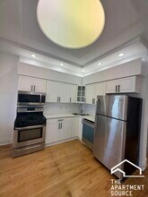5046 N Clark St in Chicago, IL - Building Photo - Building Photo