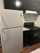 301 Nevin Ave, Unit B Upstairs in Richmond, CA - Building Photo - Building Photo