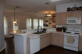 3326 Appleton Dr in Pearland, TX - Building Photo - Building Photo