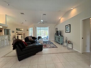 17146 Marydale Rd in Port Charlotte, FL - Building Photo - Building Photo