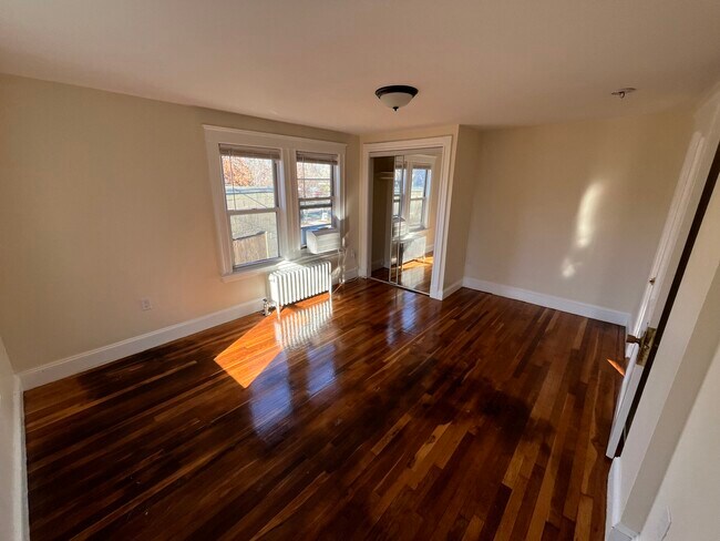 2572 Massachusetts Ave in Cambridge, MA - Building Photo - Building Photo